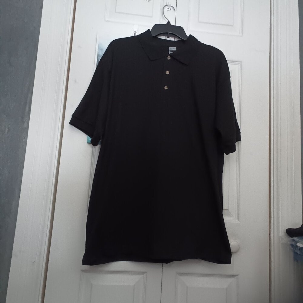 Men's Polo ✍️REDUCED PRICE reg$9👍
